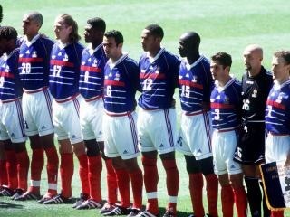 Le 28 juin 1998 à l'occasion du Mondial, l'équipe de France affronte le Paraguay en .......