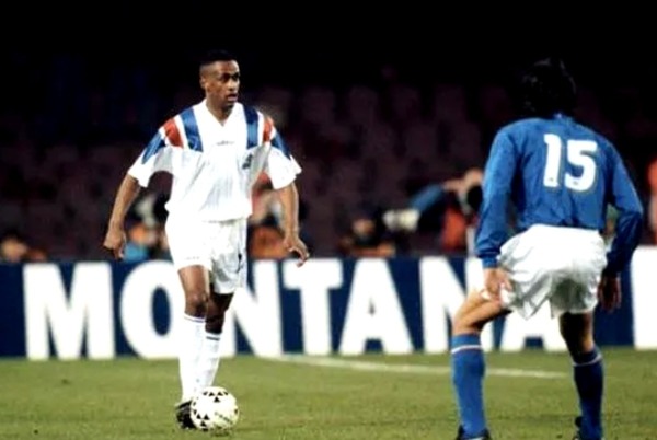 Début 1994, les français s'imposent 1-0 en terre italienne grâce à un but de....