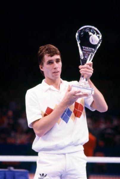 Ivan remporte le Masters en 1981 après avoir sauvé une balle de match. C'était contre qui ?