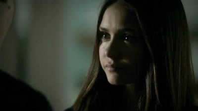 D'après Elijah, quelle est la qualité d'Elena qu'il considère comme un "cadeau" ?