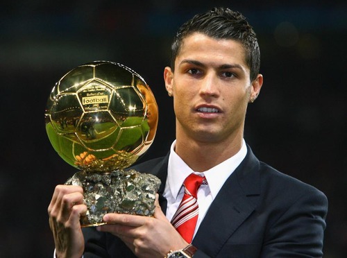 Renaldo fait partie de quel club ?