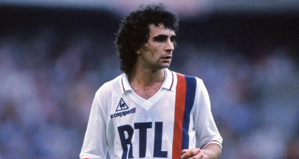 Que remporte-t-il en 1986 avec le PSG ?