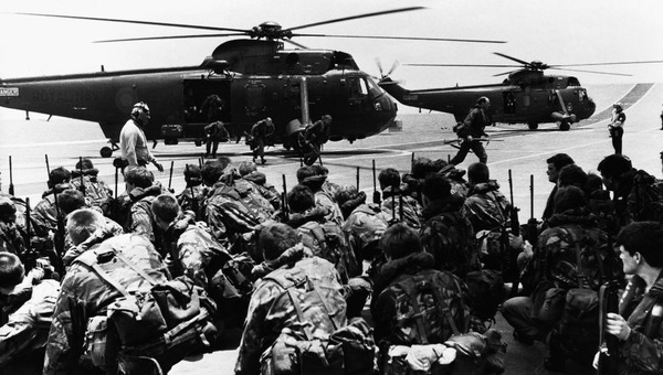 À qui les argentins étaient-ils opposés lors de la célèbre "Guerre des Malouines" ?