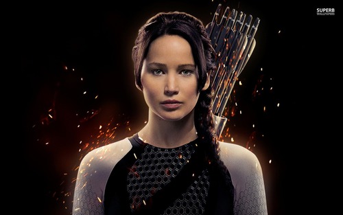 Quelle est l'actrice qui incarne Katniss Everdeen ?