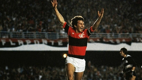 En 16 saisons à Flamengo, combien de fois a-t-il remporté le Championnat du Brésil ?