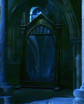 Que voit Dumbledore dans le Miroir de Rised ?