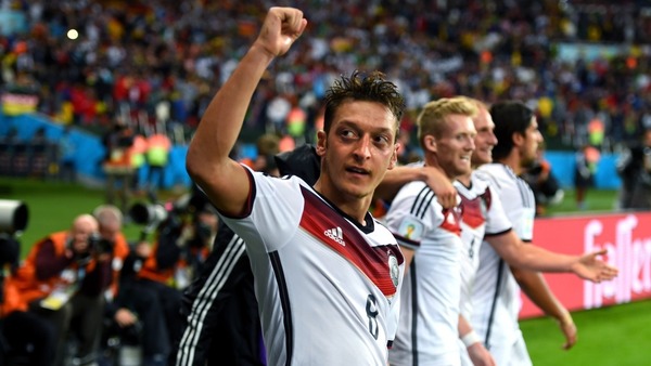 L' Allemagne remporte ce Mondial en battant en finale.....