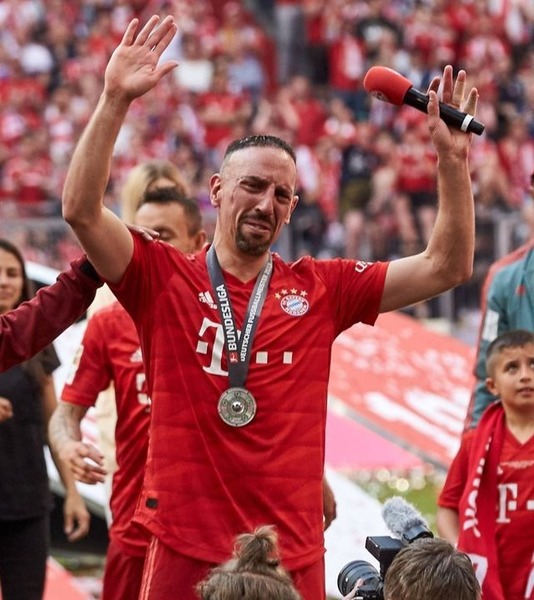 En 2019, pour quel club quitte-t-il le Bayern ?