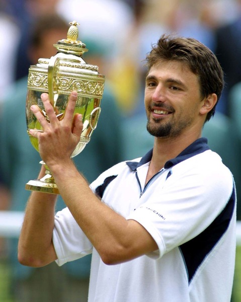 En 2001 il a remporté Wimbledon (avec une wild card), spécialiste des aces et 31 succès pour ?