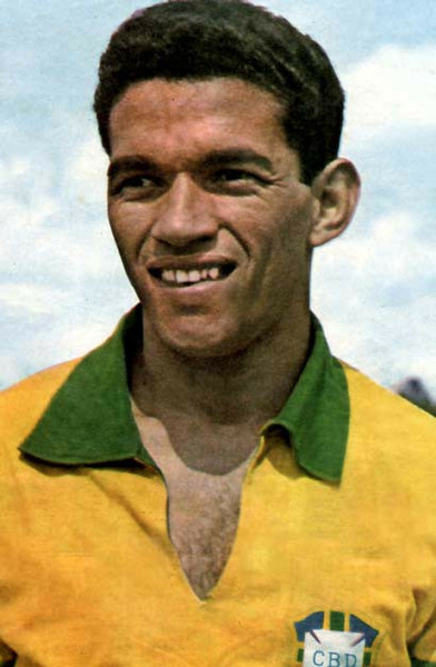 Quel mystère règne aujourd'hui autour du célèbre footballeur brésilien Garrincha ?