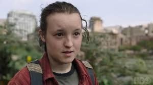 Quel âge a Ellie dans le présent ?