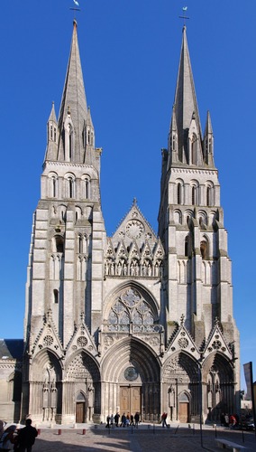 Quel est le nom de cette cathédrale ?