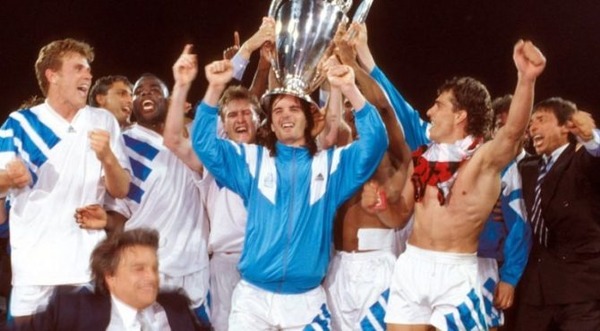 Le 26 mai 1993, contre quelle équipe l'OM remporte-t-elle la finale de la Ligue des Champions ?