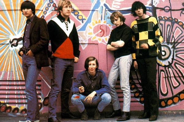 Sur quel album du groupe de rock américain Buffalo Springfield la chanson "For What It's Worth" figure-t-elle ?