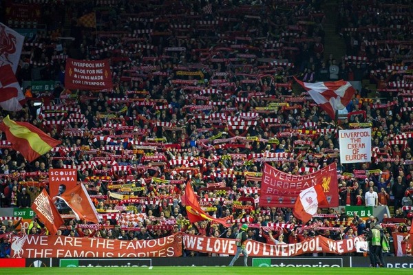 Liverpool est le club résident de ce stade depuis 1892, il s'agit de .....
