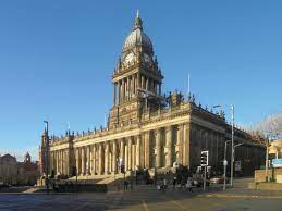 Combien y a-t-il d'habitants à Leeds depuis 2011 ?