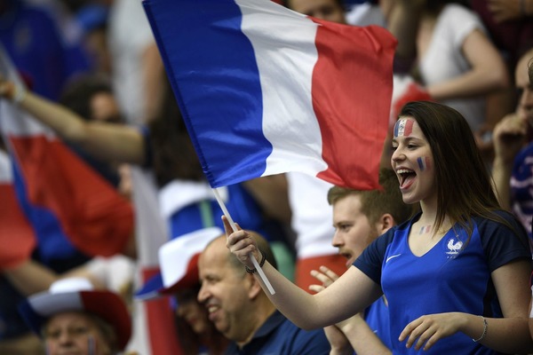 A qui l'équipe de France est-elle opposée pour sa demi-finale ?