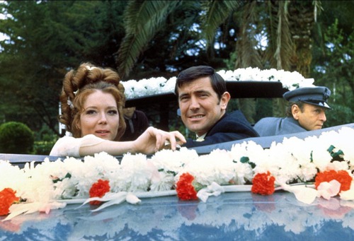 Dans "au service secret de sa majesté" elle a épousé Bond, quelle est cette actrice ?