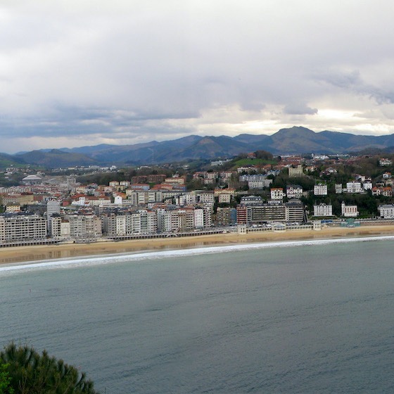 Située sur les rives de l’île Santa Clara, la plage La Concha, à San Sebastián, en Espagne, avait la réputation d’avoir des pouvoirs de guérison.