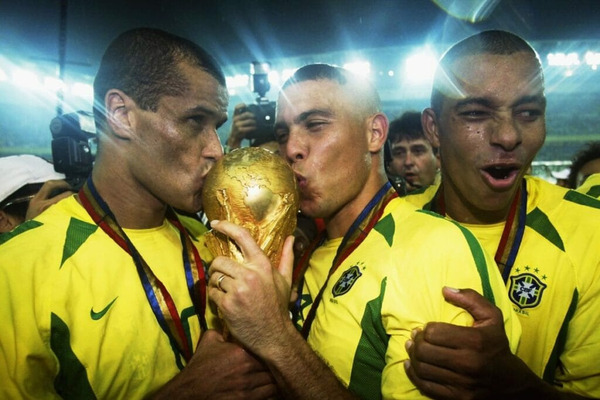 Qui gardait les buts de la Seleção lors de la finale remportée en 2002 ?