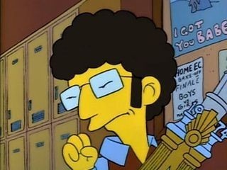 Au lycée il était amoureux de Marge et 20 ans plus tard il en est toujours malade...?