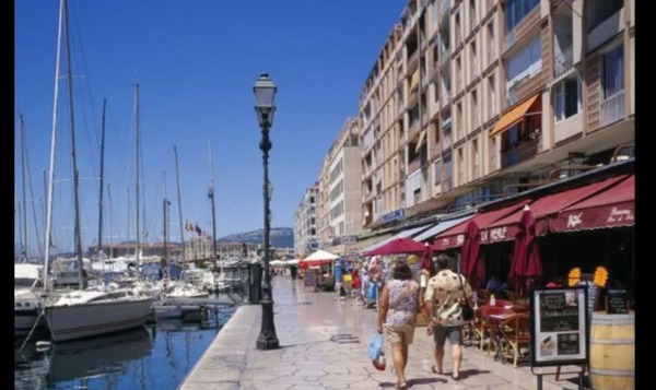 Toulon se situe dans :