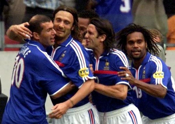 Contre quelle équipe a-t-il inscrit son seul but de l'Euro 2000 ?