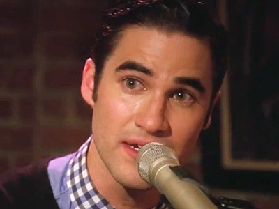 Quelle chanson Blaine chante-t-il à Kurt après l'avoir trompé et en lui rendant visite à New-York ?