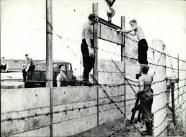 Histoire - Quand le mur de Berlin a-t-il été construit ?