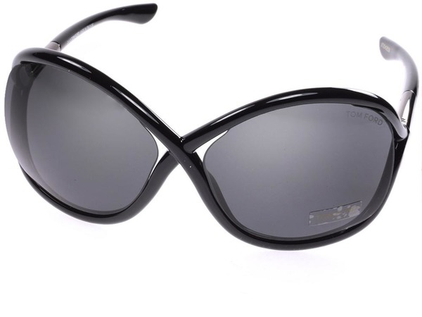 Le styliste Tom Ford a créé les lunettes iconiques au nom de :