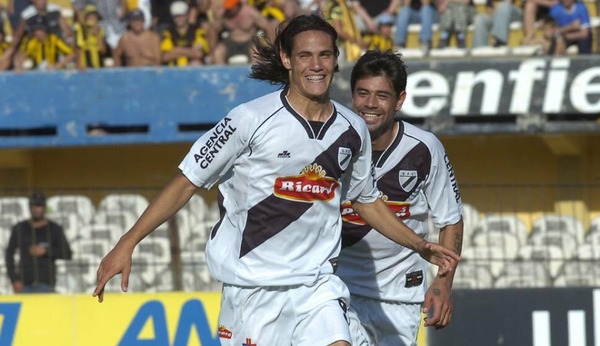En 2007, quel est le seul trophée qu'il remportera avec Danubio ?