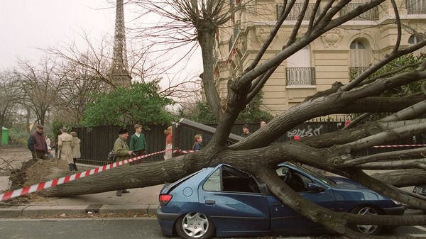 Quelle grosse tempête a frappé quelques pays d'Europe dont la France le 26 décembre 1999 ?