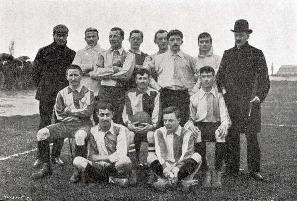 En 1899, 1900 et 1919, le HAC remporte un Championnat qui avait pour nom ...