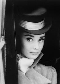 En 1967, Audrey Hepburn met fin à sa carrière d'actrice pour se consacrer ...