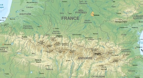 Combien de linéaires en première catégorie (en km) existe-t-il dans les Pyrénées ?