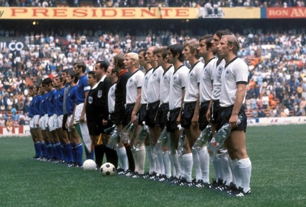 Sur quel score les italiens éliminent-ils les allemands en demi-finale de ce Mondial 70 ?