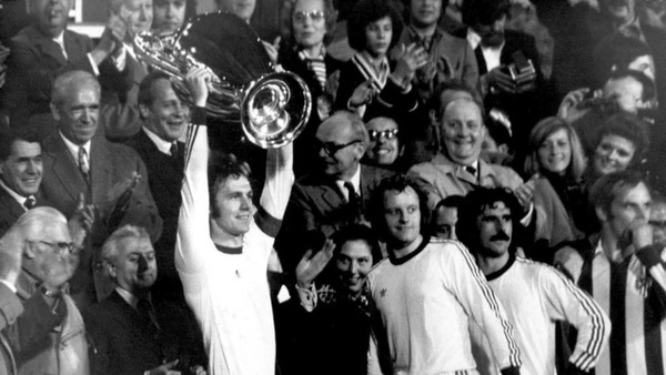 Les allemands remportent cette édition de 1972. Qui ont-ils battu 3-0 lors de la finale ?