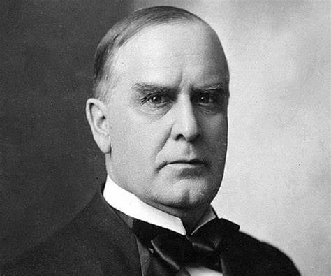 6 novembre 1900 : le républicain William McKinley (R) est réélu président du ou des...