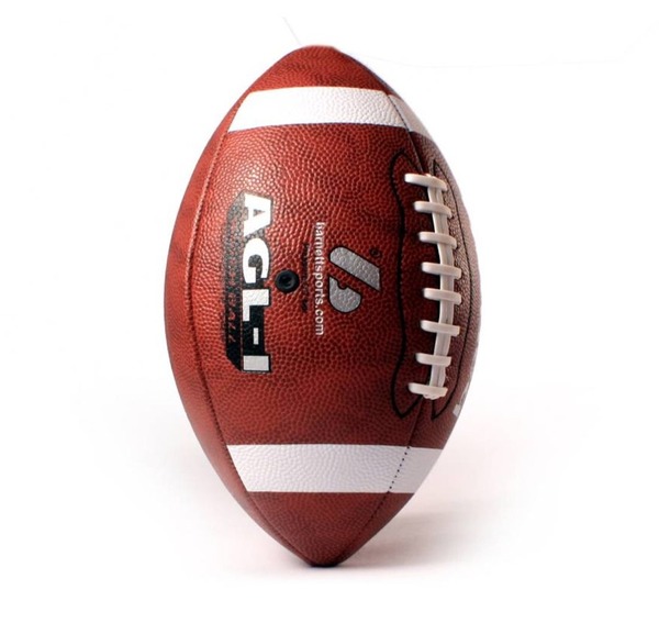 À quel sport appartient cette balle ou ce ballon de sport ?