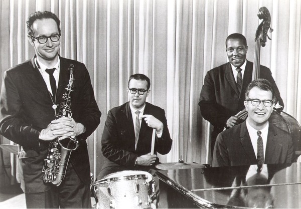 Quand a été fondé le quartet de jazz The Dave Brubeck Quartet ?
