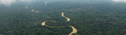 Dans quel pays, le fleuve " Amazone " prend-t-il sa source ?