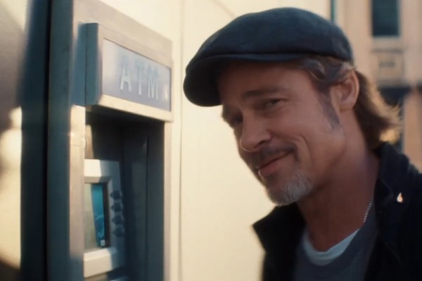 Dans quelle pub sortie en 2020 pour une banque française peut-on voir Brad Pitt ?