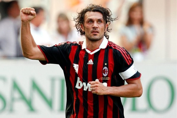 Paolo a effectué l'intégralite de sa carrière professionnelle à l'AC Milan.