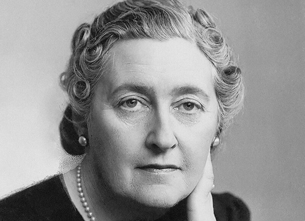 Qui est cette célèbre romancière britannique qui nous quitte le 12 janvier ?