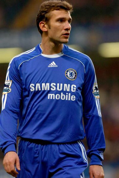 Après deux saisons à Chelsea, Andriy retrouve l'Italie et rejoint...