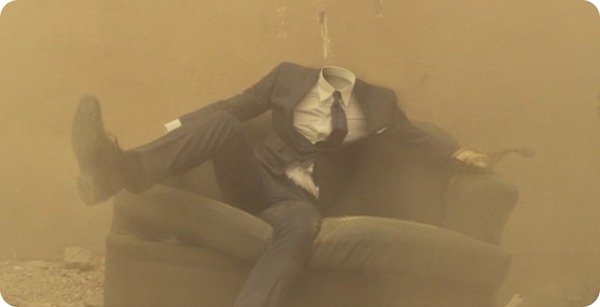 24° James Bond sorti en 2015 :