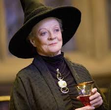 Actrice anglaise décédée le 27/9 à 89 ans, on l'a vu dans "Hook", "Sister act", "le choc des Titans" et la saga "Harry Potter" ?
