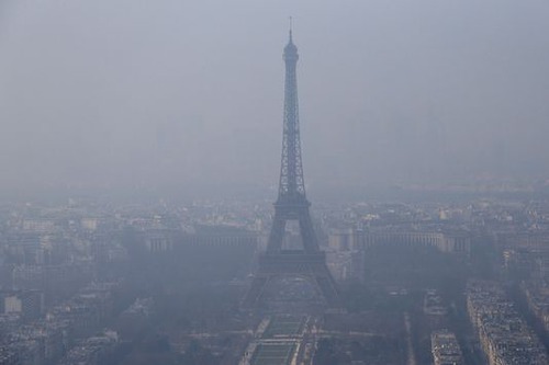 Quelle mesure contre la pollution a été créé en 1997 à Paris ?