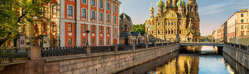 Quel nom porte aujourd'hui, l'ancienne ville de Léningrad ?