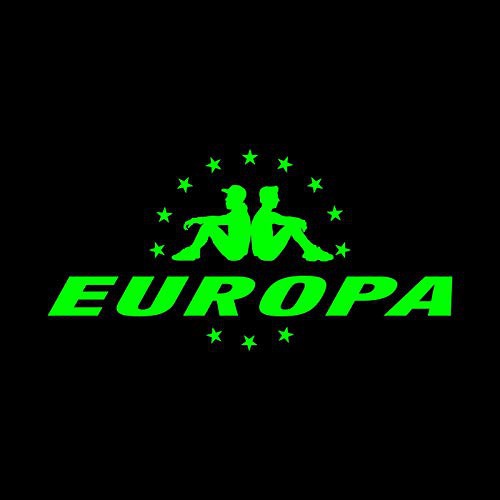 En 2019 s'est formé le duo Europa, constitué de deux DJ. De qui s'agit-il ?